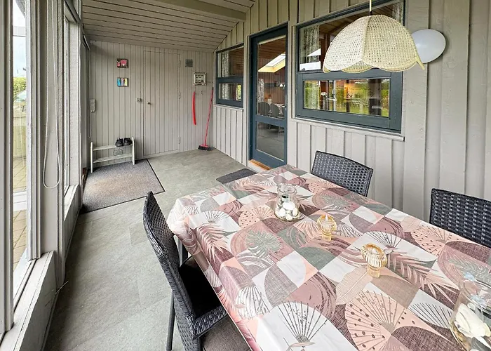 Σπίτι διακοπών Beautiful In With Sauna *